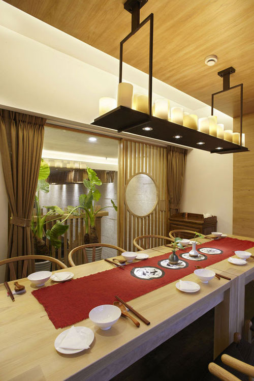 原生態餐飲店大廳餐桌裝修設計案例效果圖