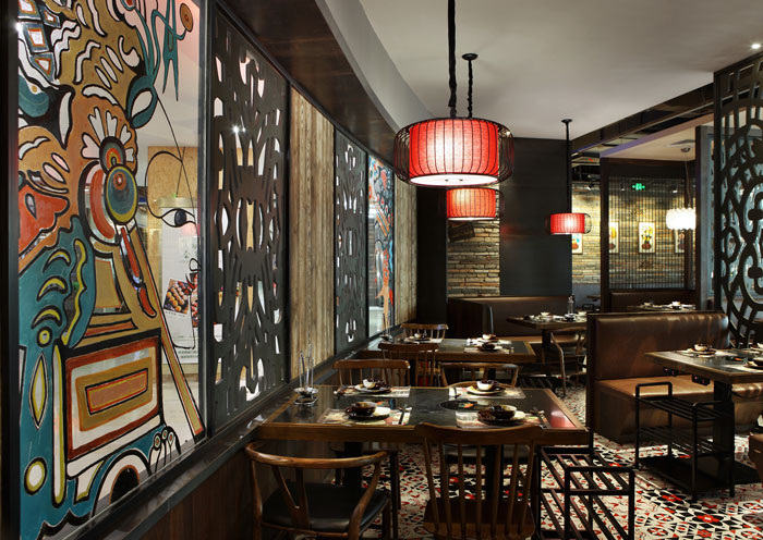 沉穩、古樸、自然、寧靜的火鍋店隔斷方案設計效果圖