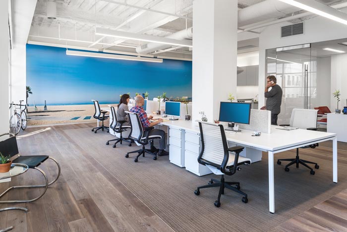 廣告公司辦公室進門區域裝修設計案例效果圖