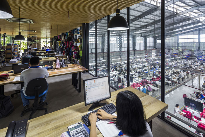 服裝廠房二樓辦公區(qū)裝修設(shè)計效果圖