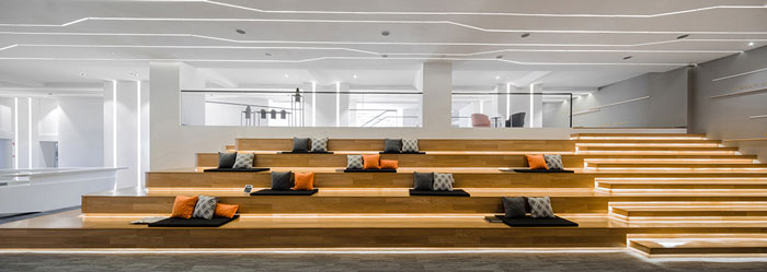 智慧辦公室休息區(qū)裝修設計效果圖