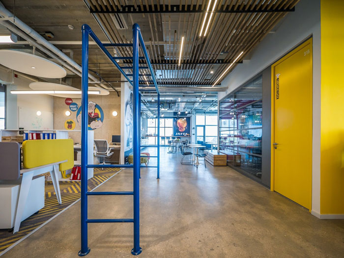 軟件開發(fā)公司辦公室辦公區(qū)裝修設(shè)計實景圖