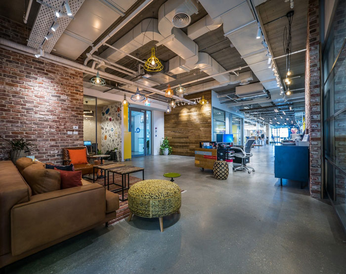 軟件開發(fā)公司辦公室前臺接待裝修設(shè)計實景圖