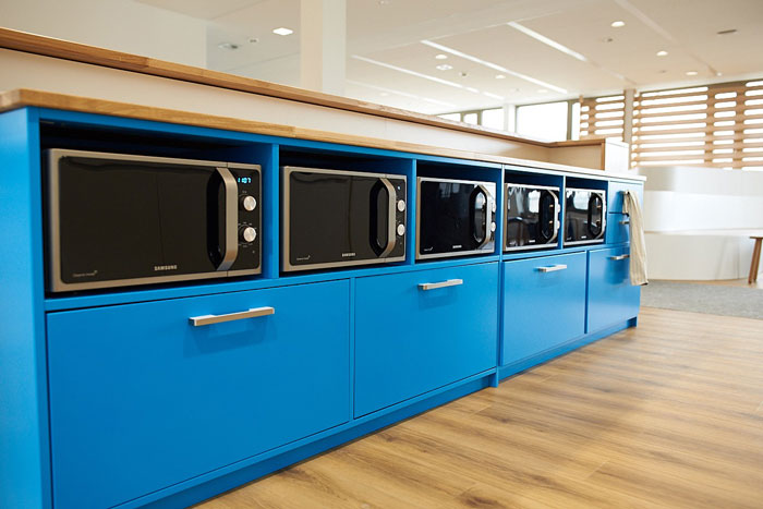 技術(shù)公司辦公室茶水間裝修設(shè)計(jì)效果圖