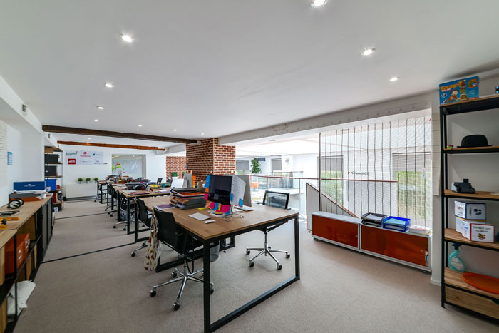 兩層550平方辦公室辦公區(qū)裝修設計效果圖