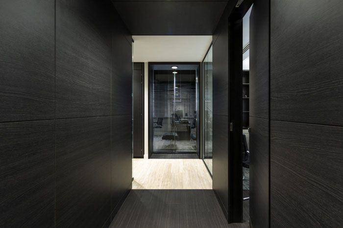 投資管理公司辦公室動線裝修設計效果圖