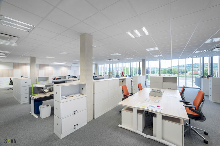 廠房研發(fā)中心辦公室辦公區(qū)裝修設計效果圖