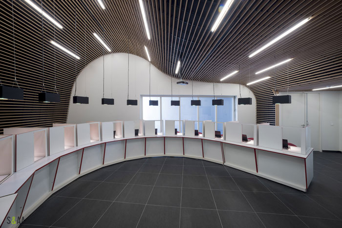 廠房研發(fā)中心辦公室展示區(qū)裝修設計效果圖