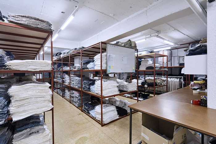 服裝廠房辦公室倉庫裝修設計效果圖