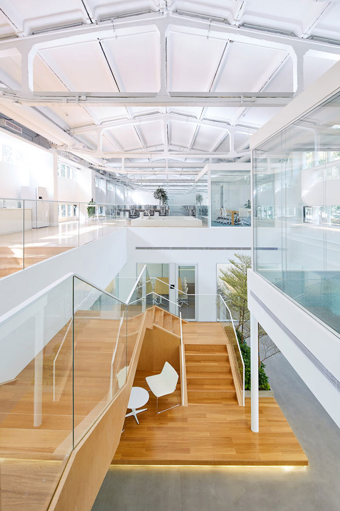 廠房辦公樓樓梯裝修設計效果圖