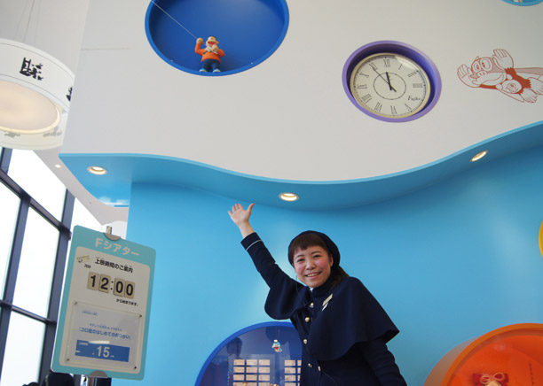 哆啦a夢主題餐廳頂面裝修設計效果圖