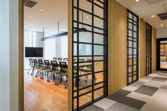 開發(fā)中心會議室裝修設(shè)計效果圖