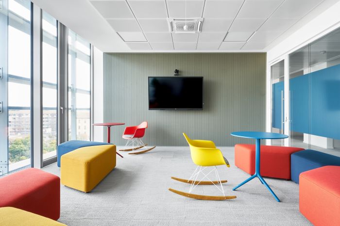 生物制藥公司辦公室設(shè)計(jì)